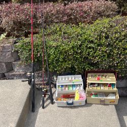 Fishing Poles And Accessories 