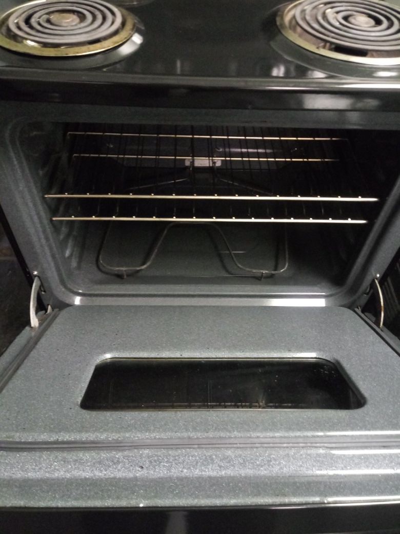 G.E. BLACK COIL TOP STOVE for Sale in Wake Forest, NC OfferUp