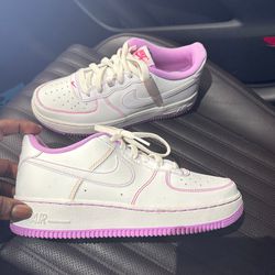 Air Force 1 White Pink Size 6