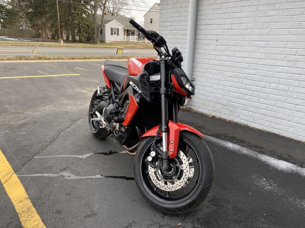 2018 yamaha mt-09