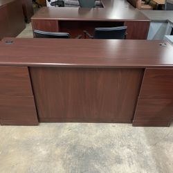 Credenza 