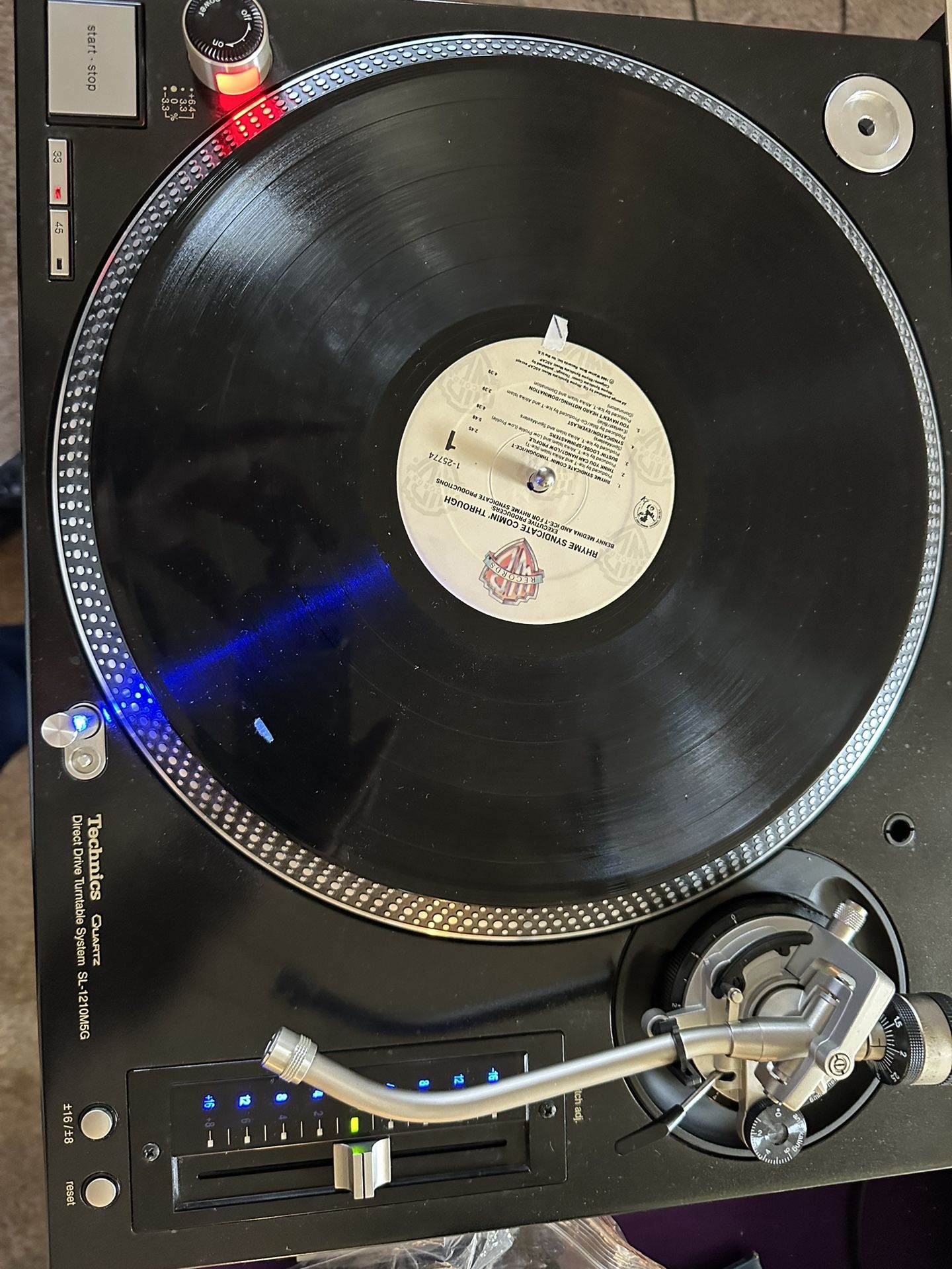 Technics Turntables SL-1210M5G Grandmaster Pair w/Flight Case