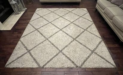 8/2 X10 Rug Brisbane   Shag Cream And Gray Color   