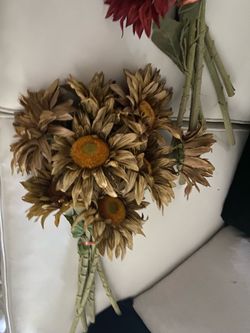Artificial flowers