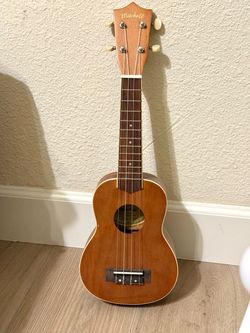 Mitchell Concert Ukulele MU40C Natural