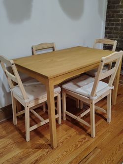 1 IKEA HAGERNAS Dining Table + 4 Chairs Set with 4  JUSTINA Chair Pads – Excellent Condition