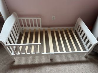 Delta white kids bed frame