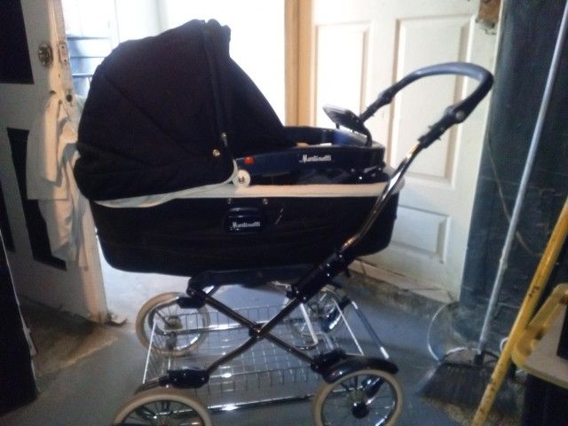 Martindti Baby Stroller With Baby Carvseat