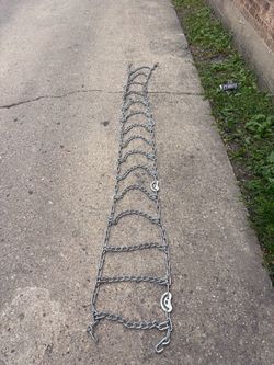 Semi Truck tire chains