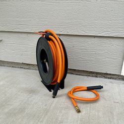 Giraffe Tools TA15B Retractable Air Hose Reel Wall Mount 3/8" x 50 ft Hybrid Hose, Air Compressor Heavy Duty Steel Reel Auto Rewind 300PSI, 50ft, Tang