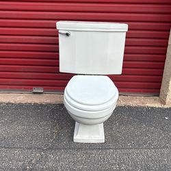 Standard Used Toilet Seat