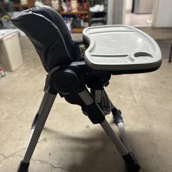 Graco high chair leather for babies and toddlers, 3-in-1 grow and go with tray and adjustable seat convertable