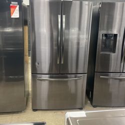 Samsung French door refrigerator N  W