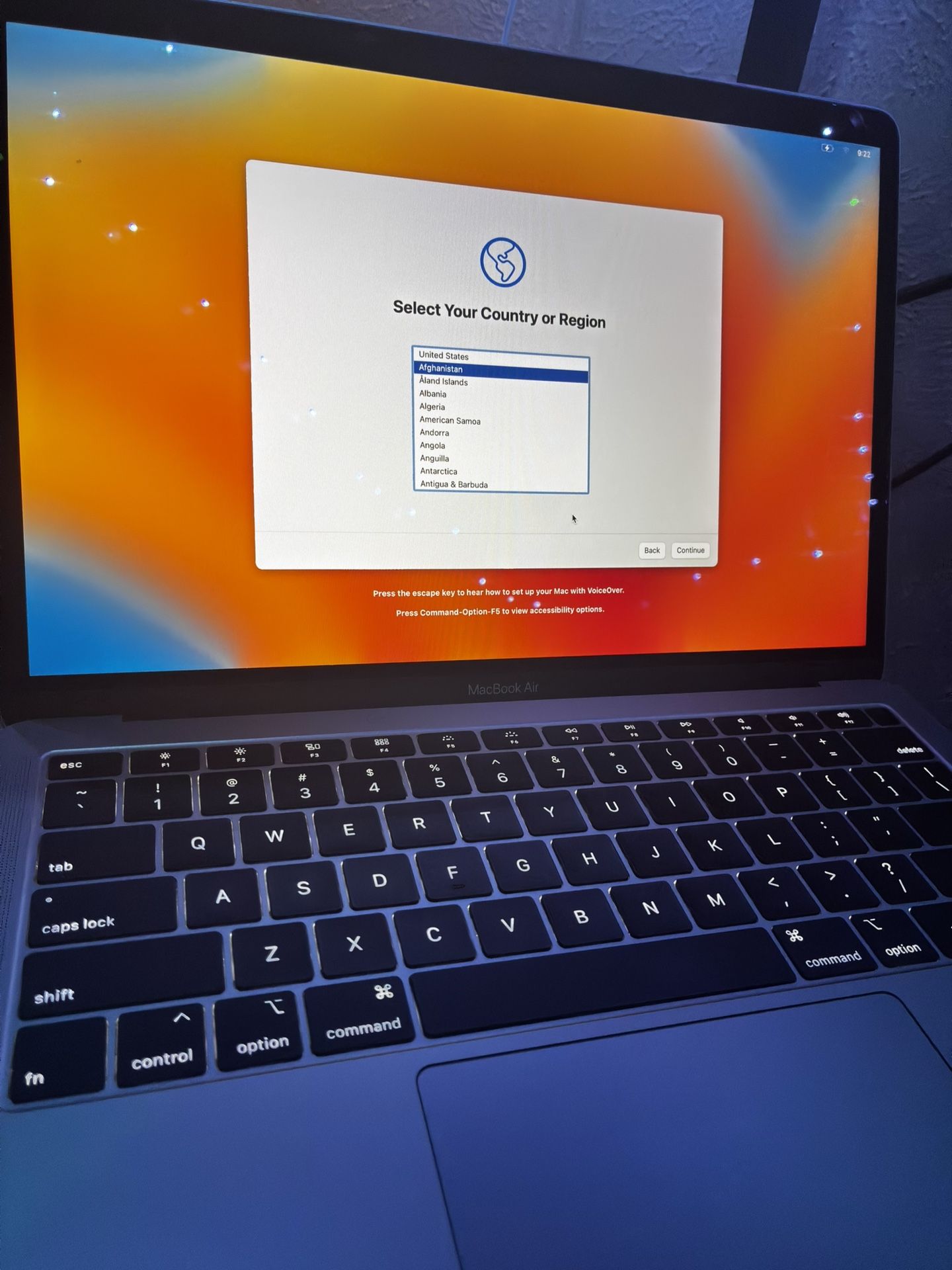 MacBook Air Retina 13-inch (2018) – Core i5 – 16GB RAM – SSD