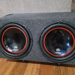 2 DB Drive 12” 2000w  subwoofers with ported box