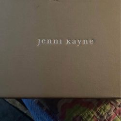 Jenni Kayne Fluffy Slippers 