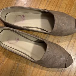 Cute Slip On Brown Shoes