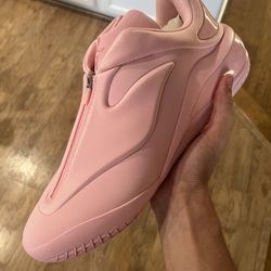 Shai 001 Blush Size 13