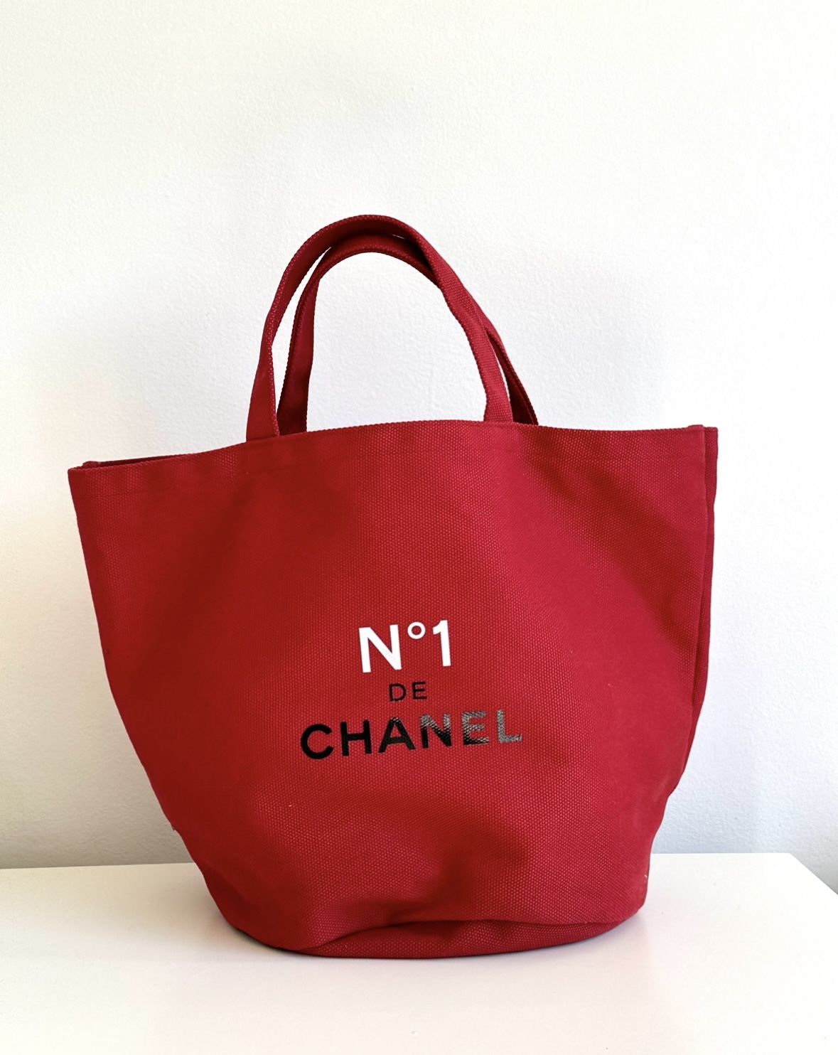 Chanel Beauty No 1 Tote Bag 