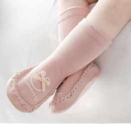 Soft Non-Slip Baby Sock Shoes – Cute Bow Decor | Indoor Walking Shoes 