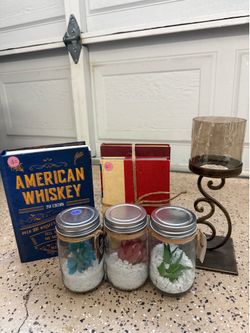 Decorative pieces ALL for $5