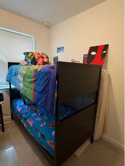 Bunk Bed (Twin/Twin) with mattress