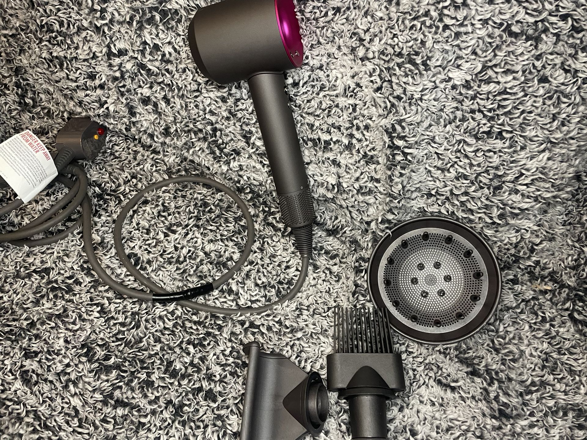 Dyson Blow Dryer 