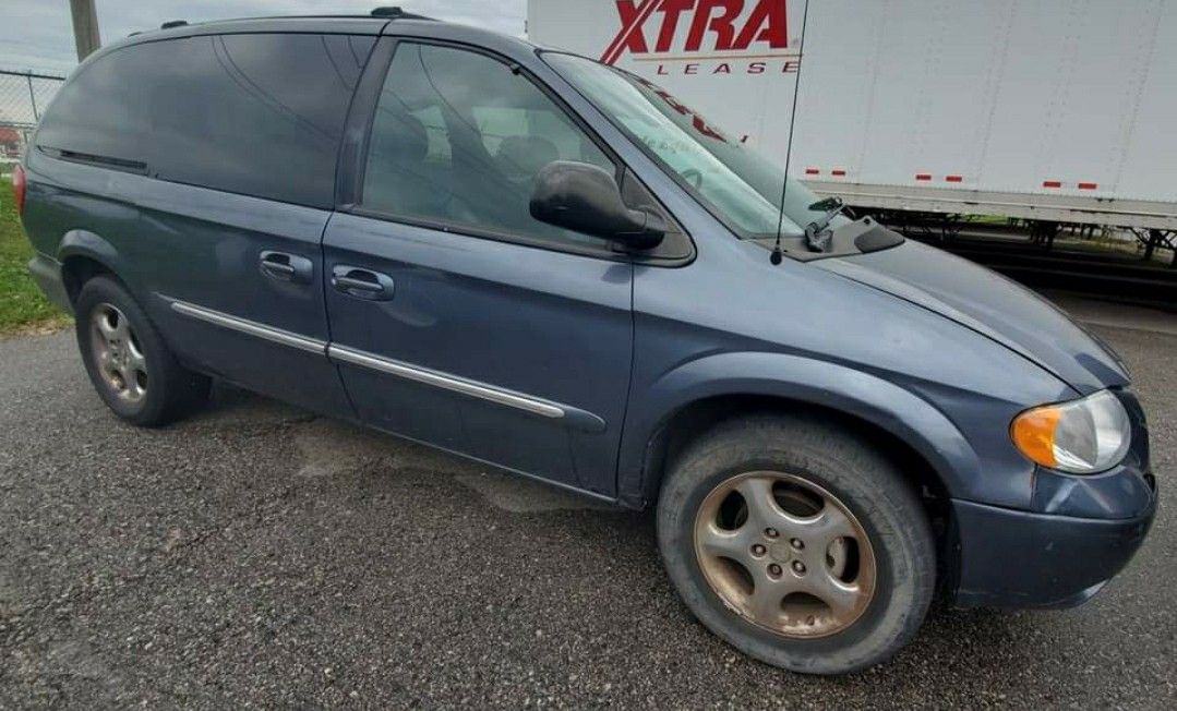 2002 Dodge Grand Caravan