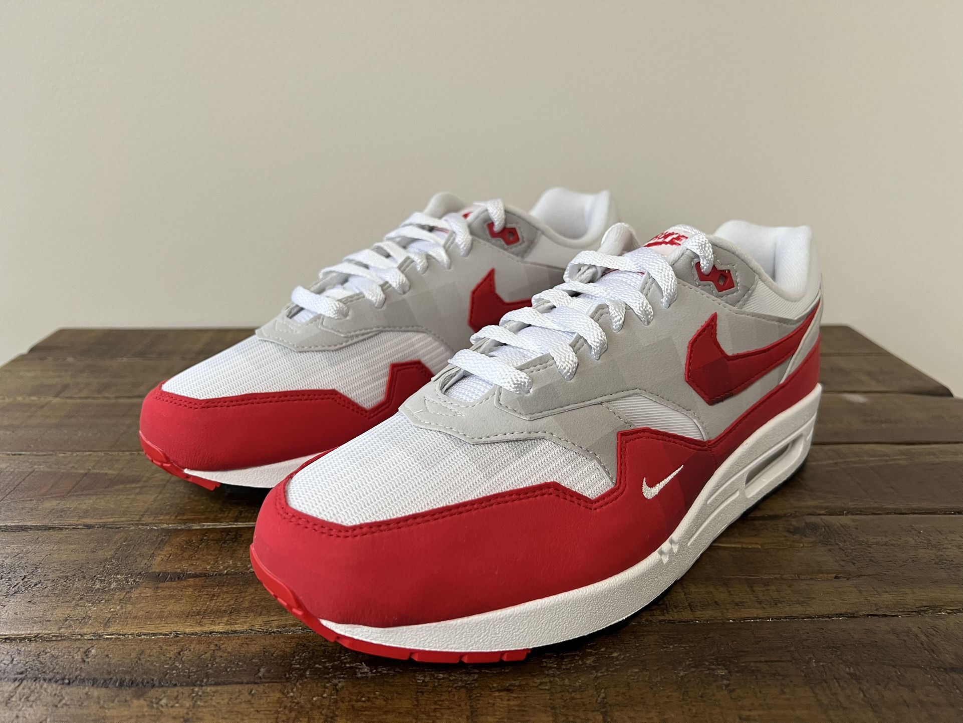 Nike Air Max 1 ‘.SWOOSH Low Poly’ Size 10.5 DS Brand New