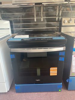 Whirlpool 30 in. 4 Elements Slide-In Induction Range in Fingerprint Resistant Stainless Steel with No Preheat Air Fry