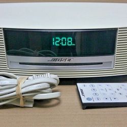 Bose Wave CD am/fm radio & cd player alarm clock 