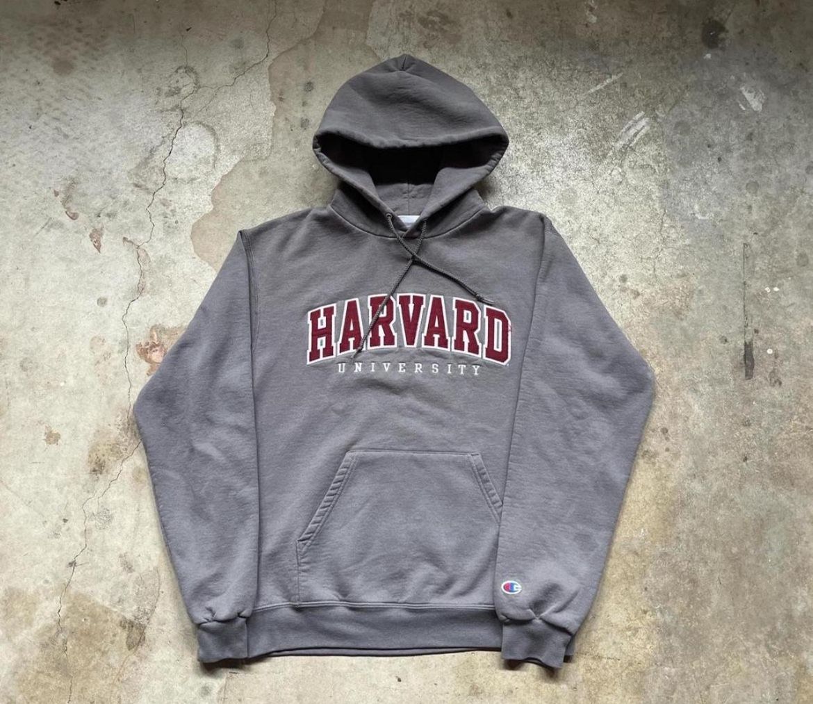 Men’s Medium (Fits like small) Harvard Hoodie
