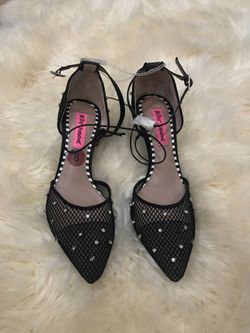 Back heels with diamond studs