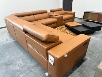Sala de Piel Italiano Nuevo! Instalacion Entrega el Mismo Dia! Financiamiento Disponible