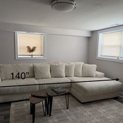 Modern White Corduroy Sofa – Like New! Washable Covers + Extra Pillows 🛋️