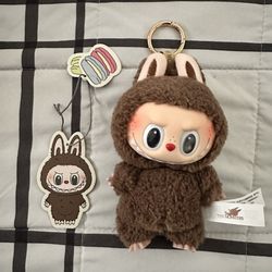 Chesnut Cocoa - Labubu Macaron SECRET