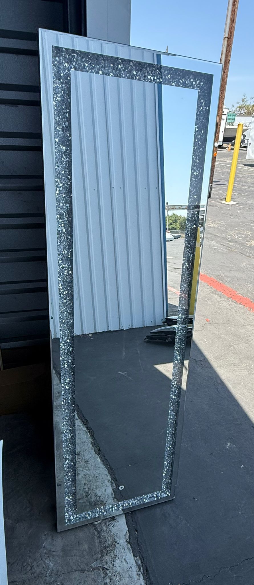 Mirror With LED