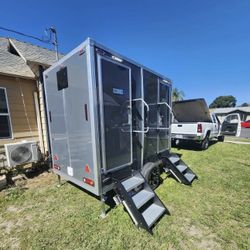 Luxury Trailer Restroom