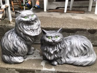 Cats for Decoration