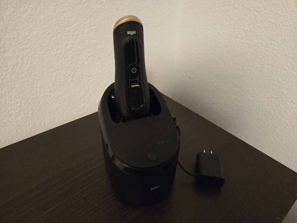 Braun Series 9 Sport+ Electric Shaver