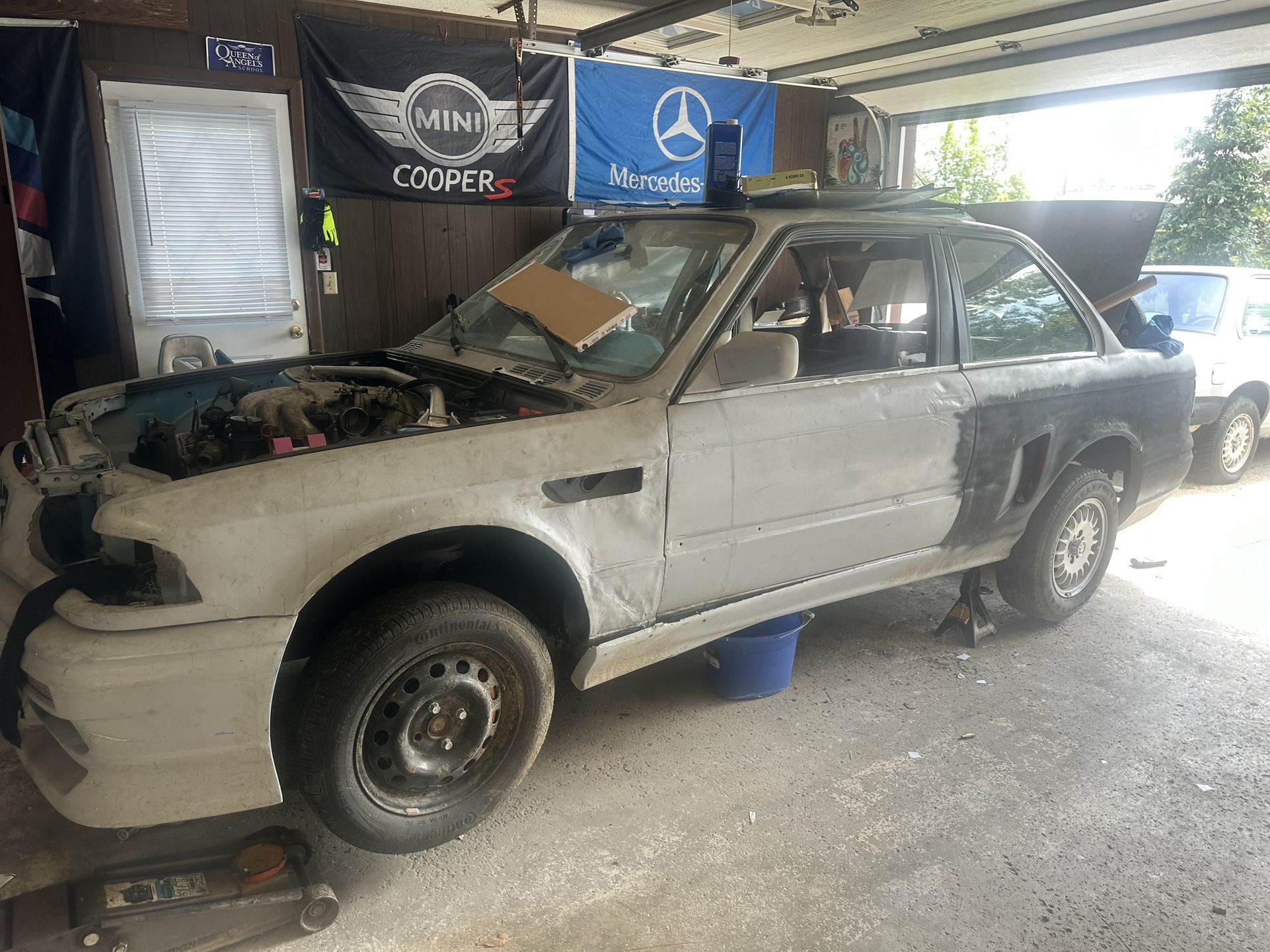 1989 BMW 325i/325is