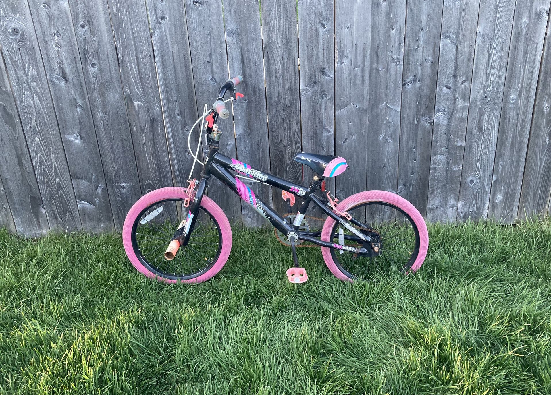 NEEDS WORK 18” Girls Kent Sparkle Bike TLC bicycle tires Project Girl