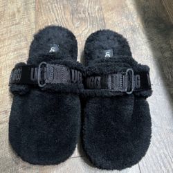 UGG Slippers Size 6 Woman's New No Box 