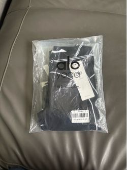 Black alo set size small