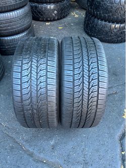 Tengo 2 llantas en muy buenas condiciones marca GENERAL 245/45R17 instaladas y balanceados por el mismo precio $120