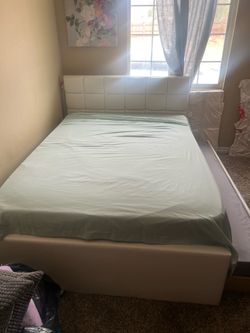 Full / Twin Bed