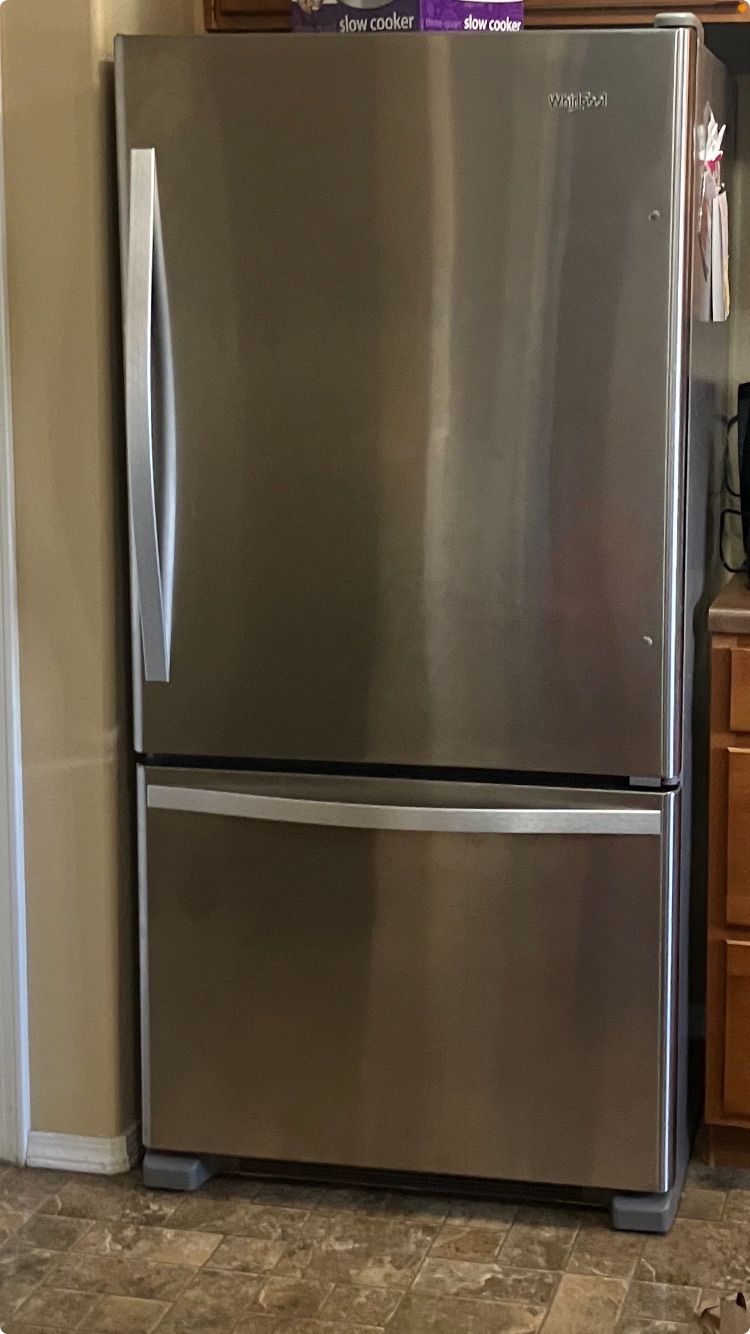 Refrigerator