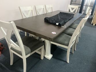 Newport 9-piece Dining Table Set，$880