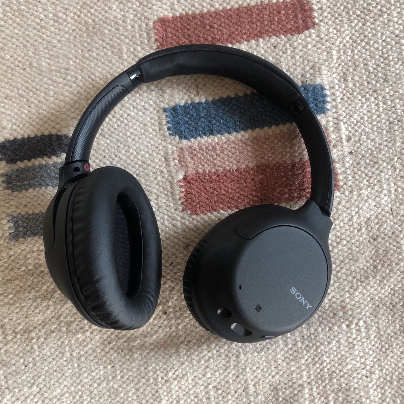 SONY Wireless Bluetooth Noise-Cancelling Headphones