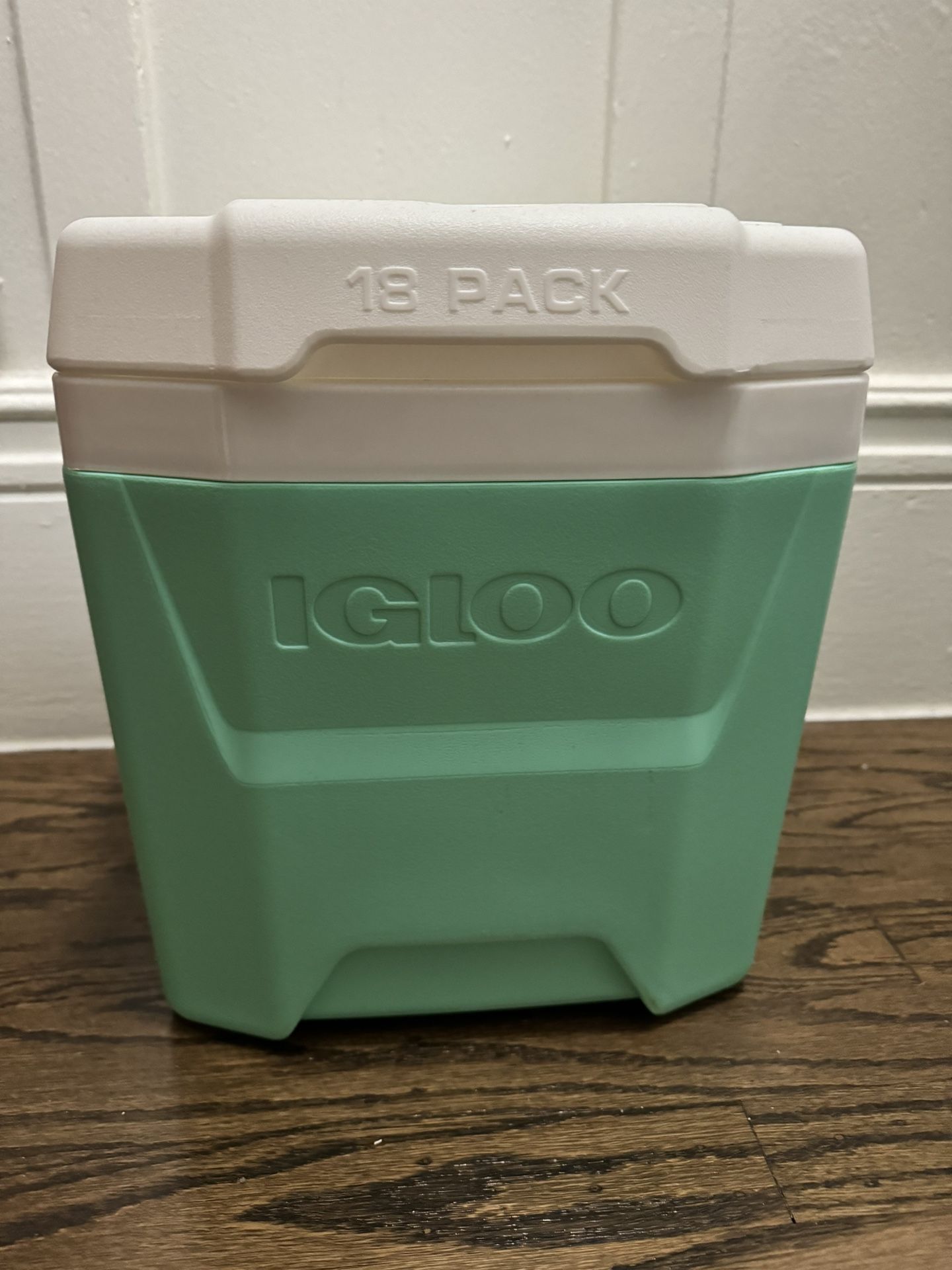 IGLOO Cooler